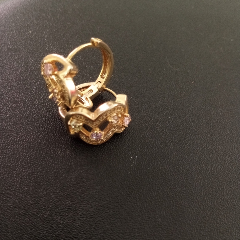 Earings - Picture 3 of 3